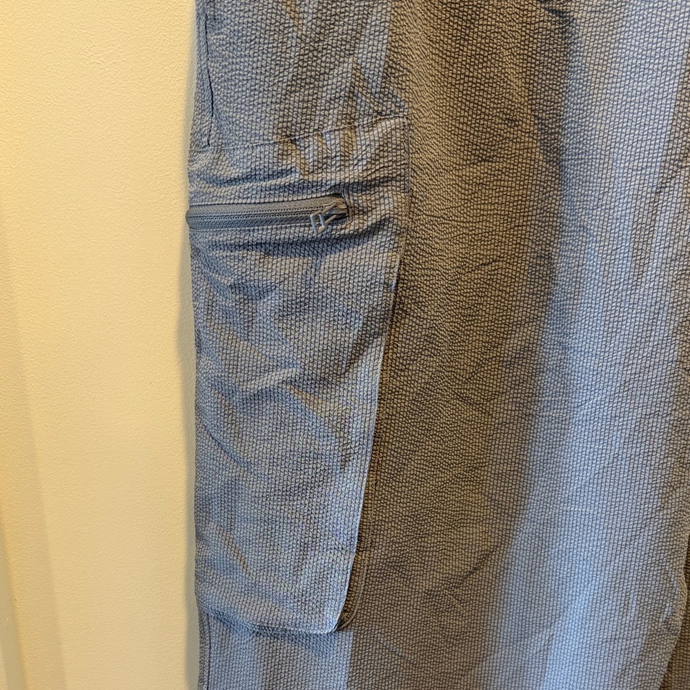 Sage Cropped Cargo Pants in Gray - Picture 2 of 4